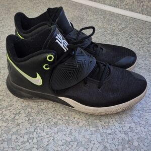 Nike Black and Neon Green Athletic Shoes